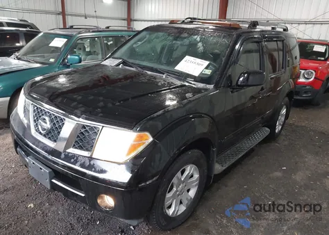 2005 Nissan Pathfinder Le from USA, damaged, VIN 5N1AR18U05C736042